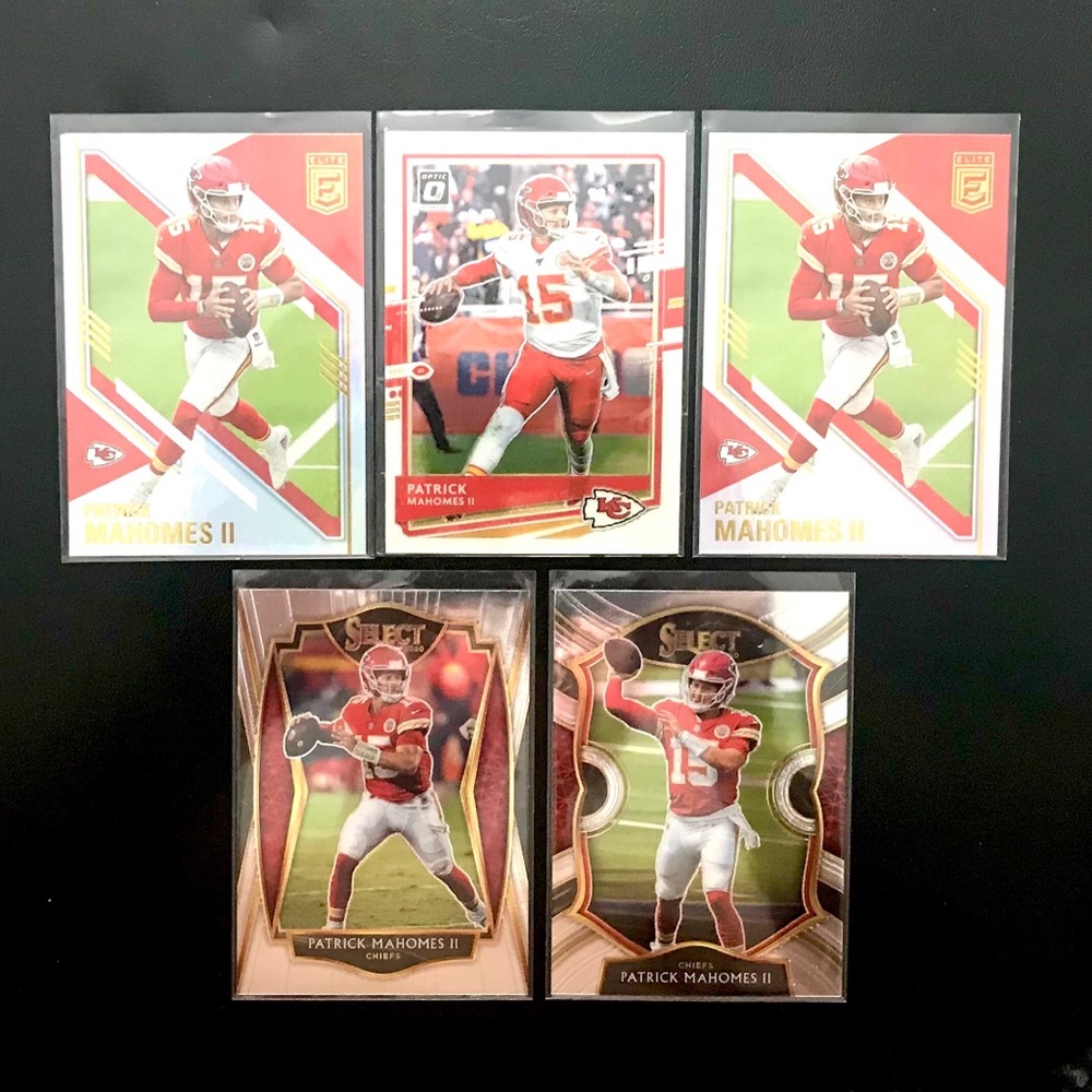 Patrick Mahomes Panini NFL Football Card Lot of 5